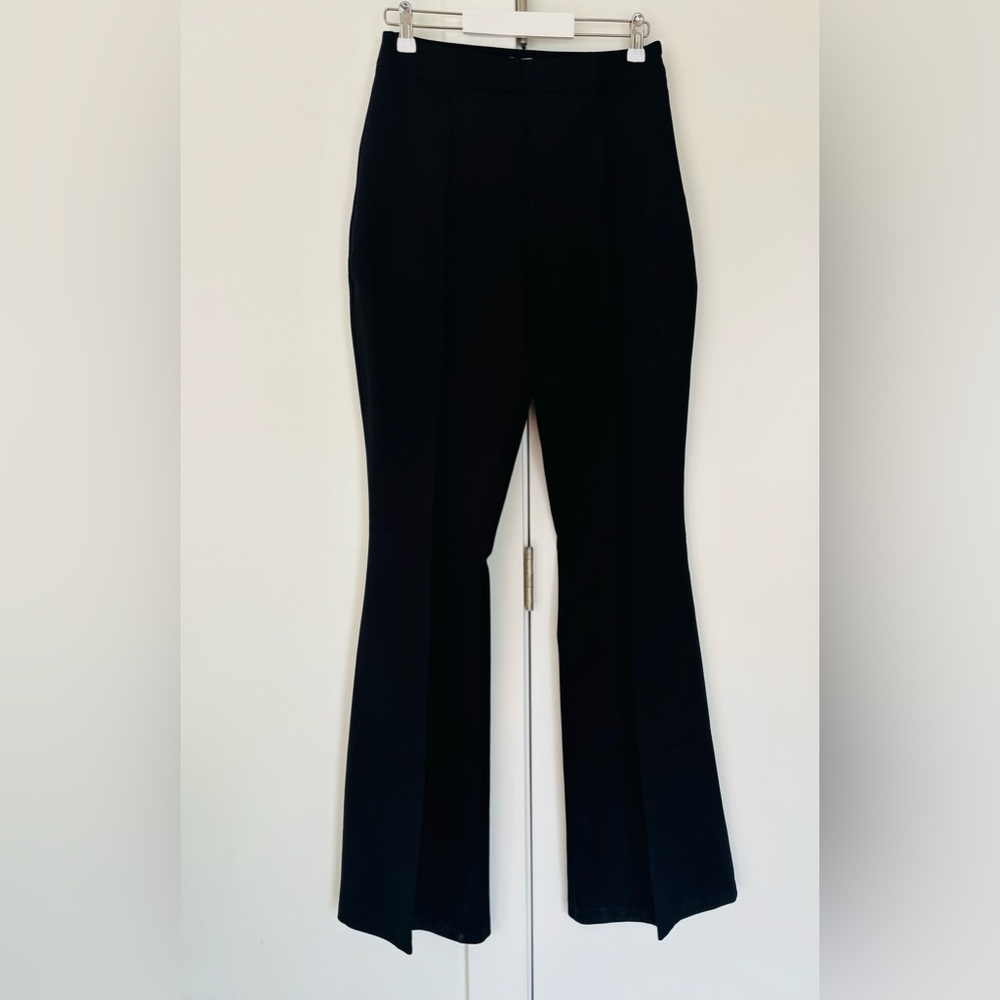 NWT Ellae Lisque Black Flare side zip dress pant size small tall/long